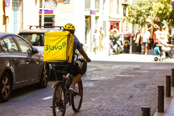 bcn-delivery-3.webp